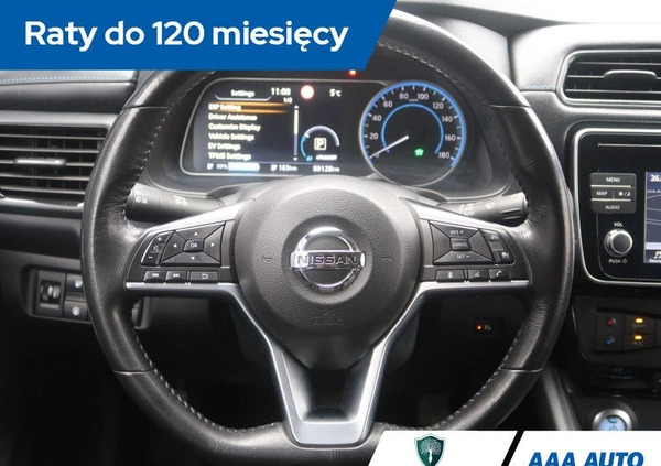 Nissan Leaf cena 61000 przebieg: 89126, rok produkcji 2018 z Drezdenko małe 352